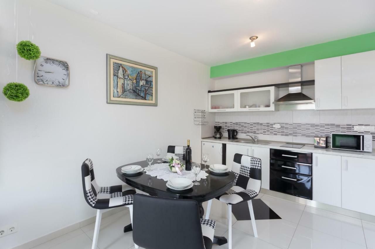 Apartments Silva Slatine Ngoại thất bức ảnh