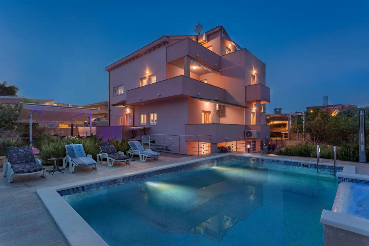 Apartments Silva Slatine Ngoại thất bức ảnh